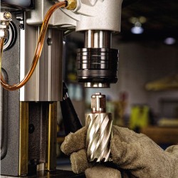 Taladro magnético de 2" DW1622K DeWalt